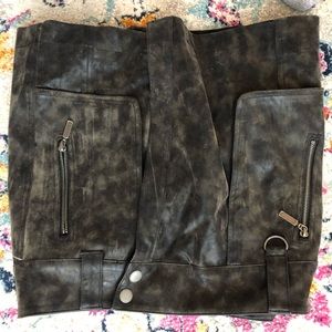 Free people leather skirt size 6